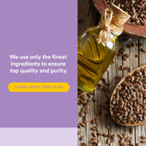 Natural Factors cápsula junto a moneda para comparar tamaño y dosificación