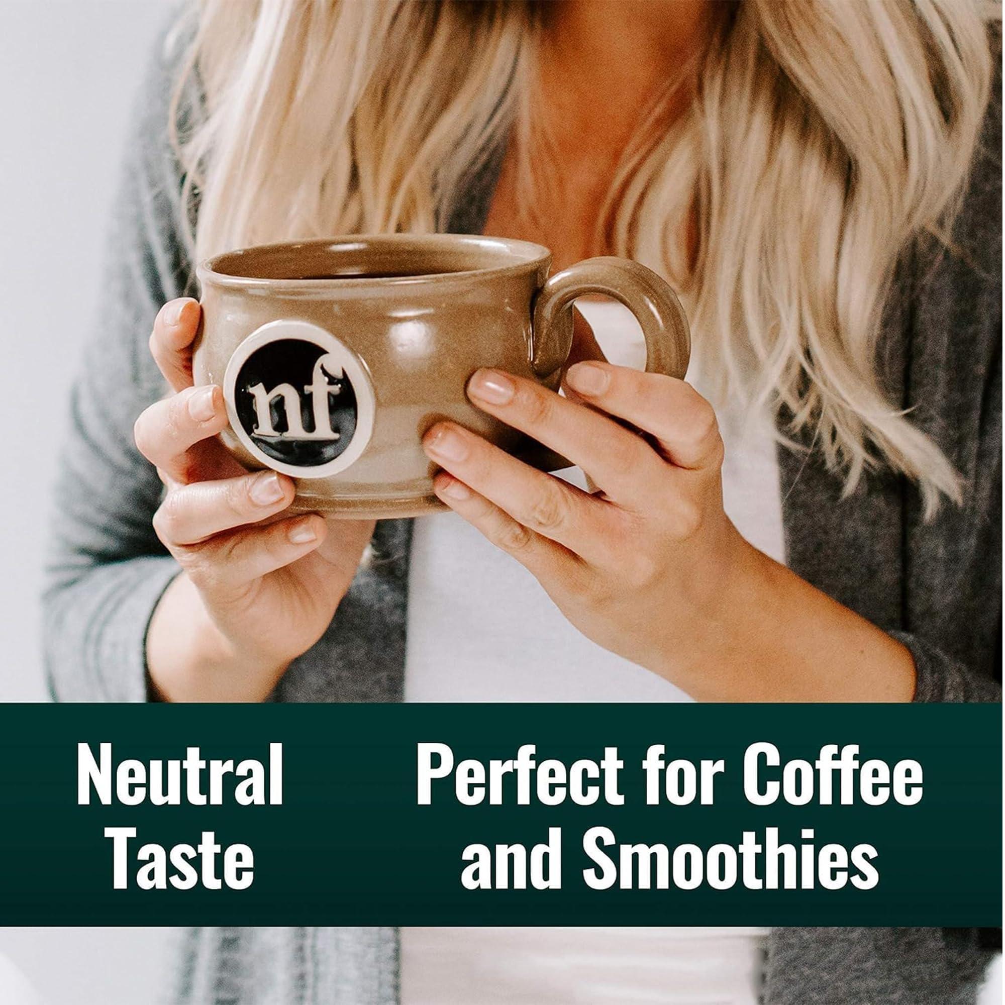 Natural Force en cocina lifestyle mostrando uso en batido saludable