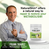 NaturalSlim cucharada de polvo mostrando textura fina y fácil disolución