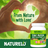 NATURELO persona tomando batido antes de entrenar, energía para el ejercicio