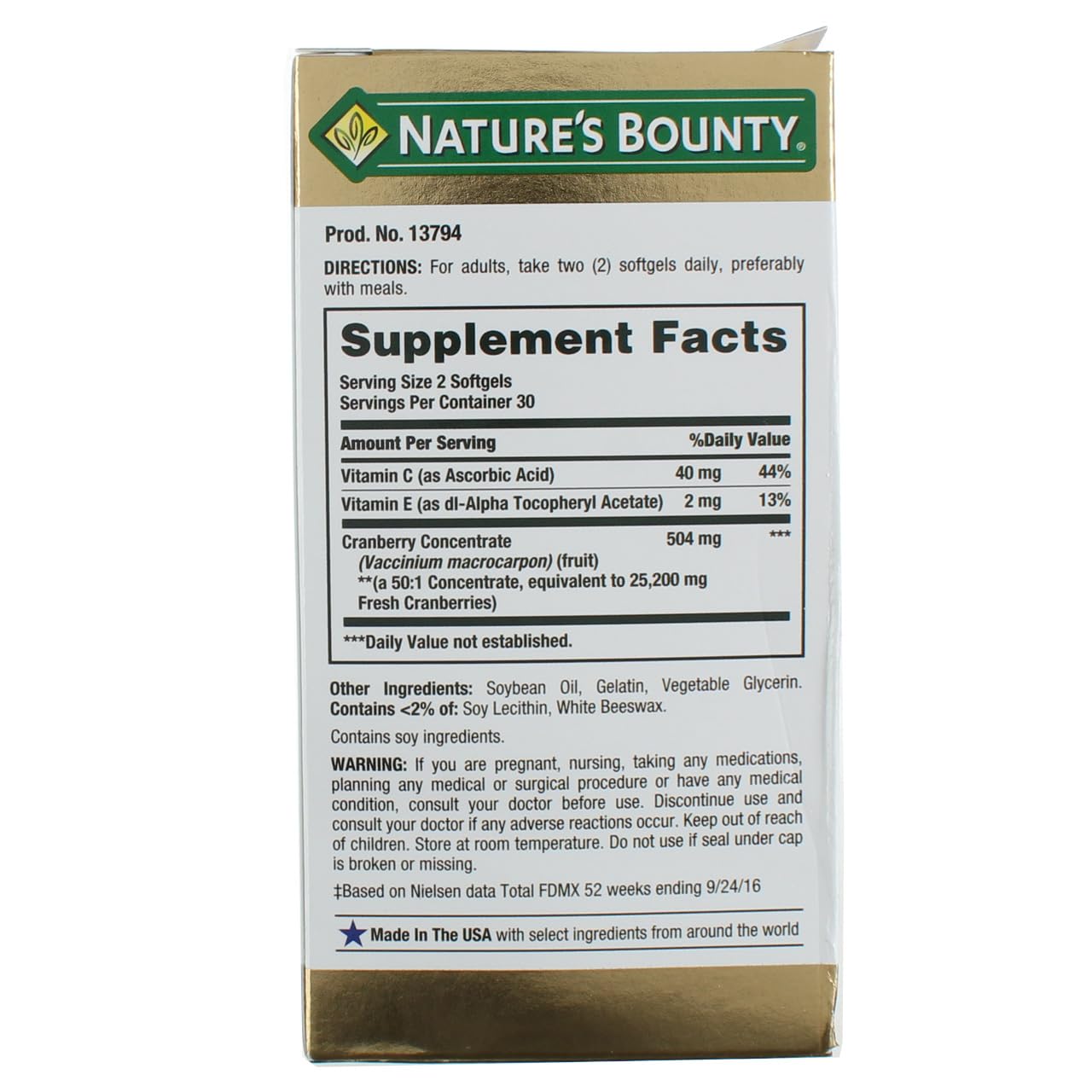 Nature's Bounty cápsula en mano demostrando tamaño y dosificación cómoda