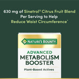 Nature's Bounty frasco en mano para comparar tamaño y dosificación