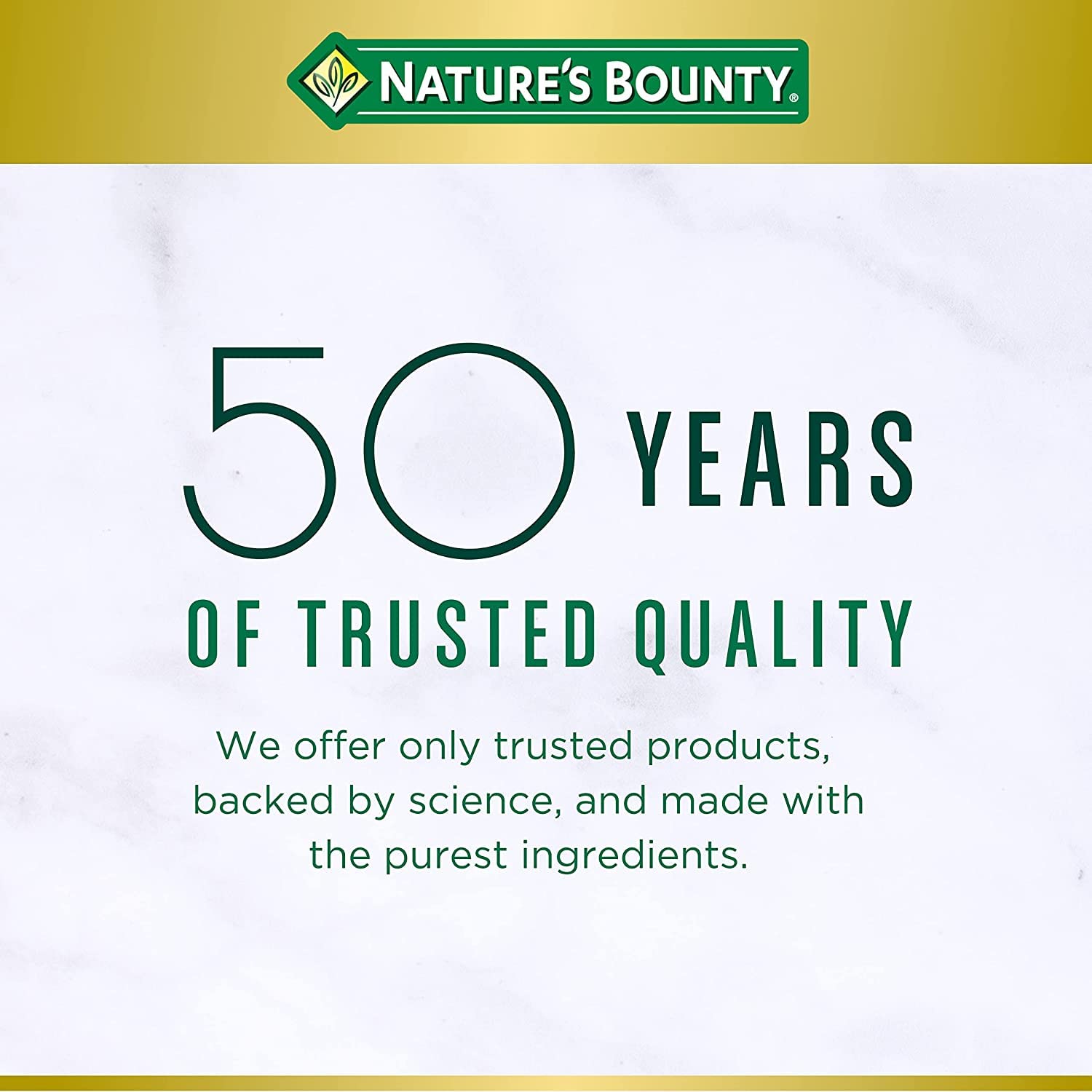 Nature's Bounty en mesa de desayuno integrando el suplemento a la rutina diaria