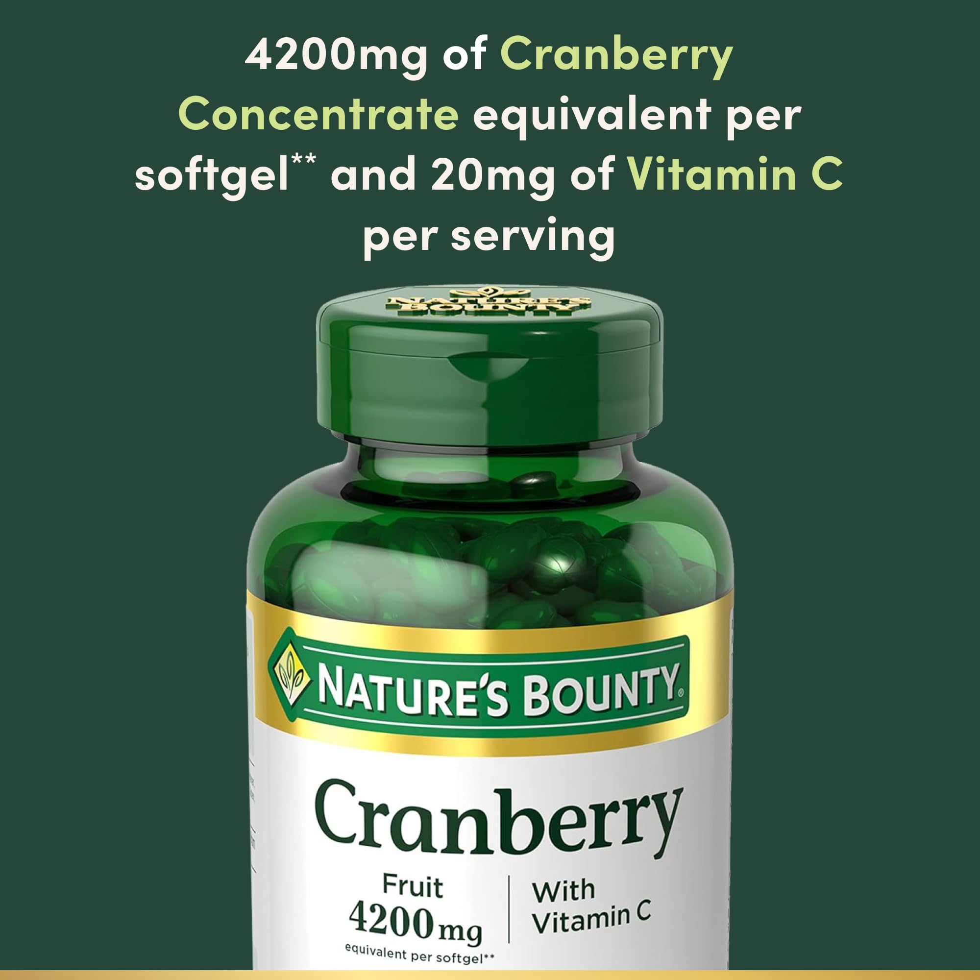 Nature's Bounty softgel en mano para comparar tamaño y facilidad de toma