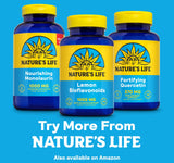 Nature's Life producto junto a una bebida mostrando uso práctico diario