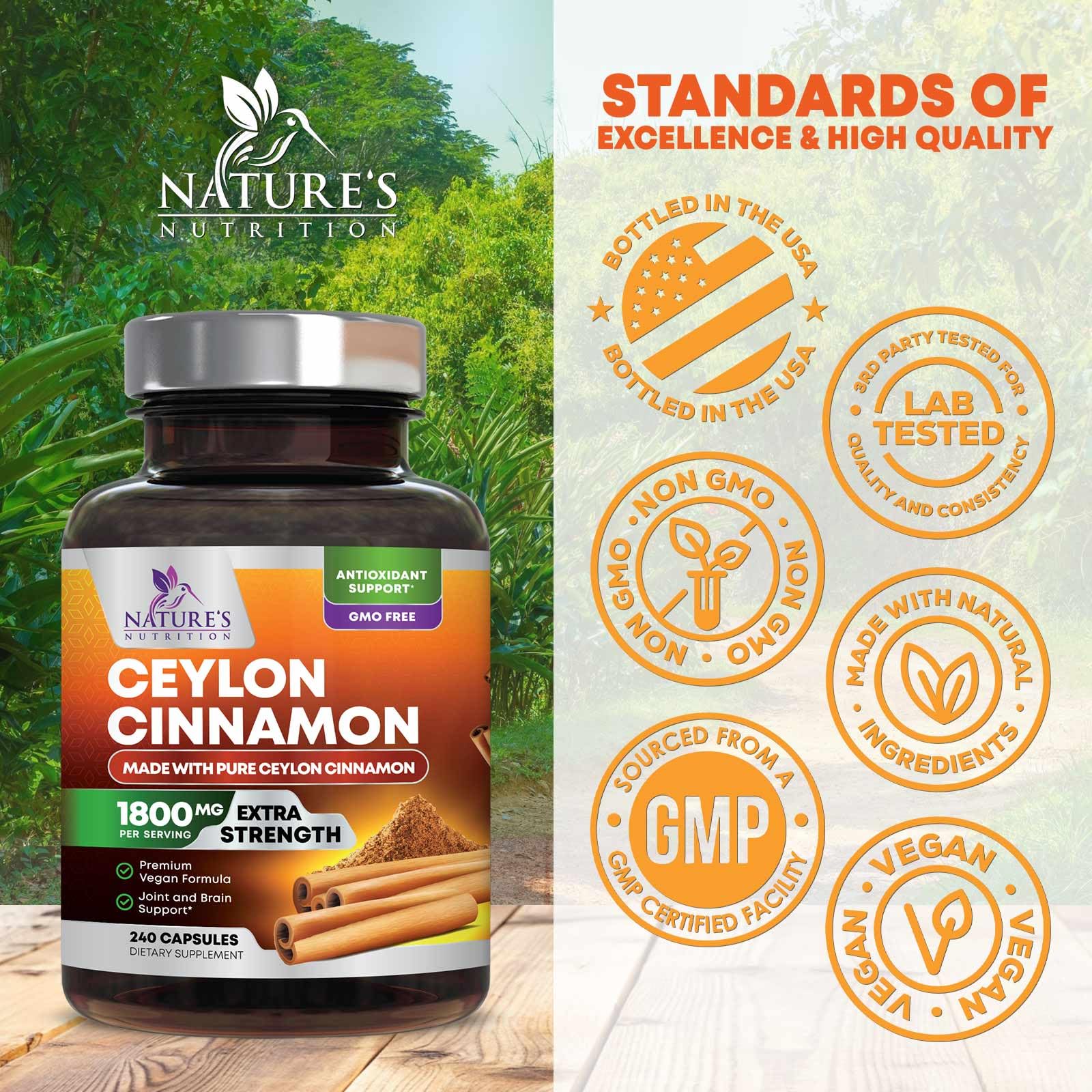 Nature's Nutrition cápsula en mano para comparar tamaño y dosificación