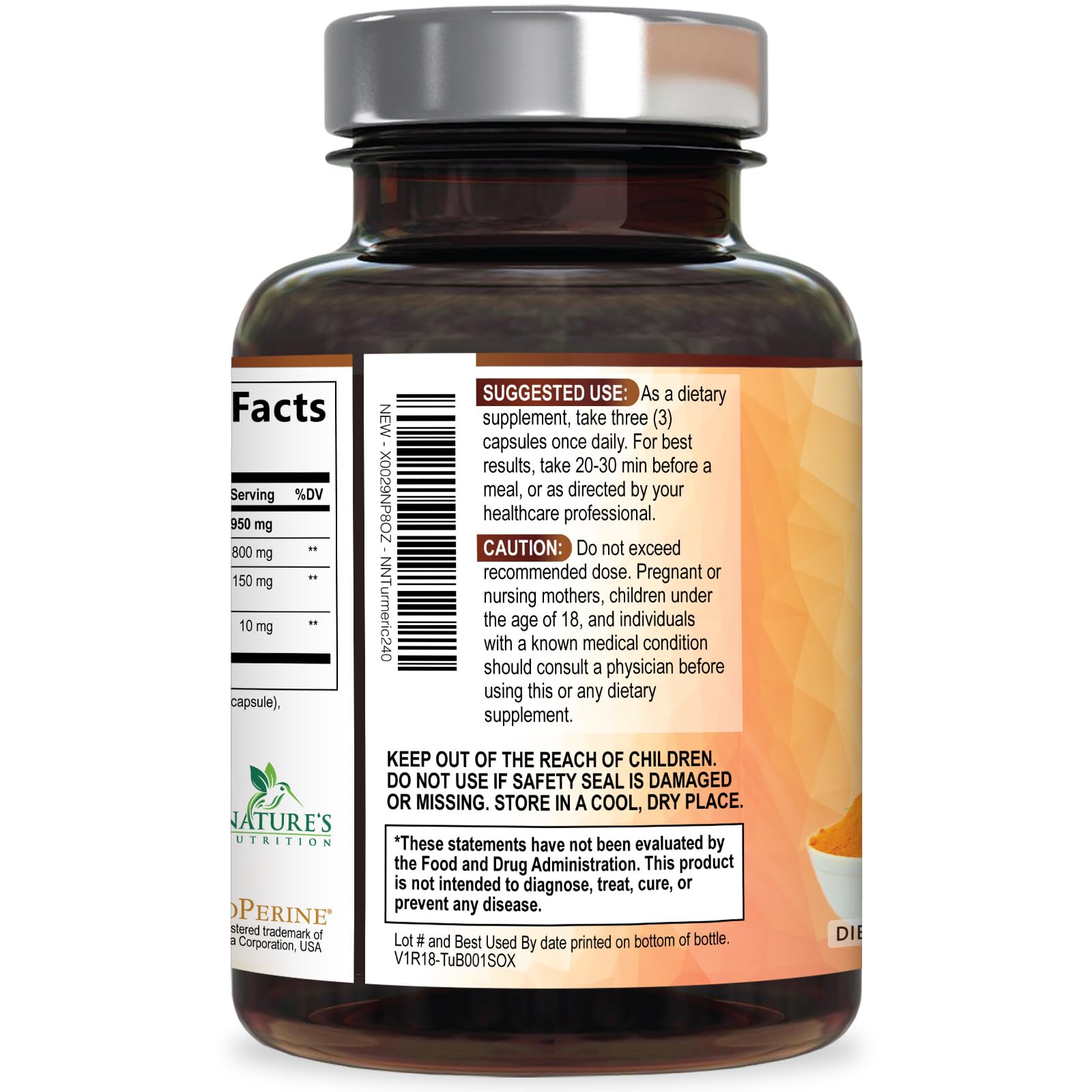Nature's Nutrition cápsula en mano para comparar tamaño y facilidad de ingesta