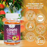 Nature's Nutrition gomita en mano demostrando tamaño fácil de masticar