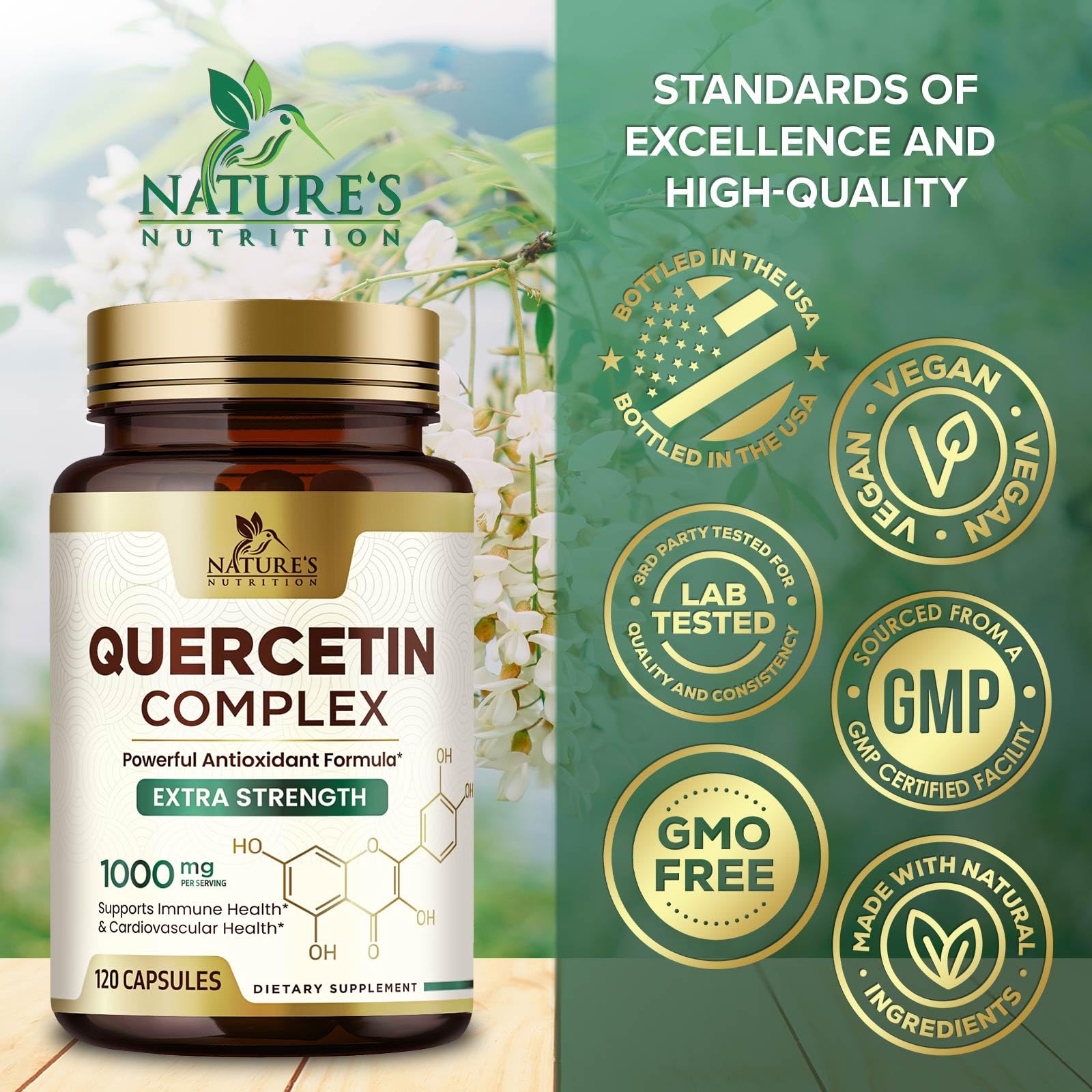 Nature's Nutrition cápsula en mano para apreciar tamaño y forma