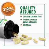 Nature's Nutrition frasco en mano para comparar tamaño y cantidad útil