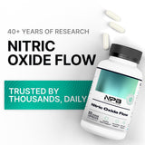 Nature's Pure Blend cápsulas sobre fondo deportivo para resistencia