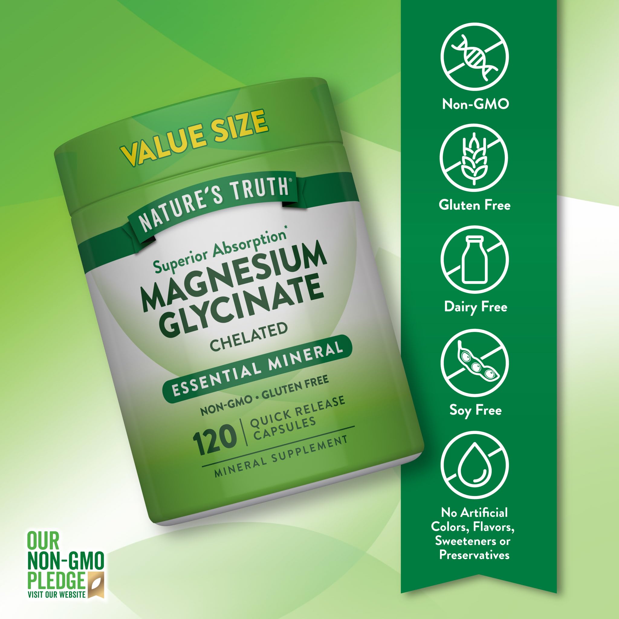 Nature's Truth cápsula en mano para comparar tamaño y dosificación