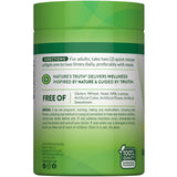 Nature's Truth cápsulas junto a limón para enfatizar sabor natural y frescura