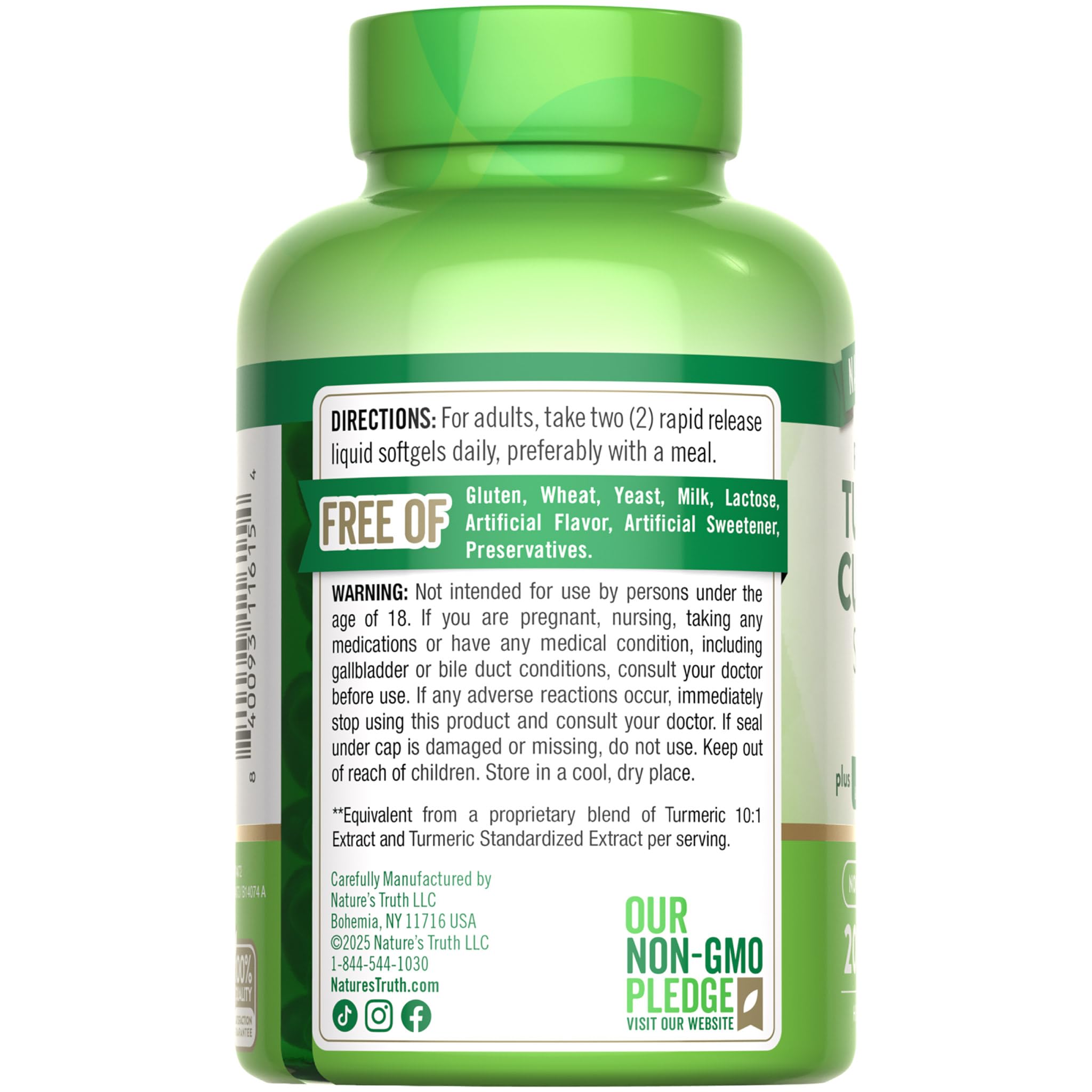Nature's Truth persona sosteniendo cápsula, práctico para rutina diaria