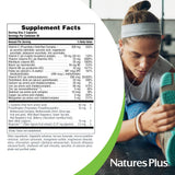 NaturesPlus cápsula en mano para comparar tamaño y conveniencia