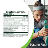 NaturesPlus Hypertrol tabletas en mano para comparar escala y facilidad de toma