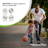 NaturesPlus etiqueta en primer plano destacando ingredientes puros y claridad