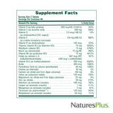 NaturesPlus producto junto a hombre activo tras entrenamiento