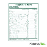 NaturesPlus tableta en mano ilustrando tamaño y facilidad de ingestión