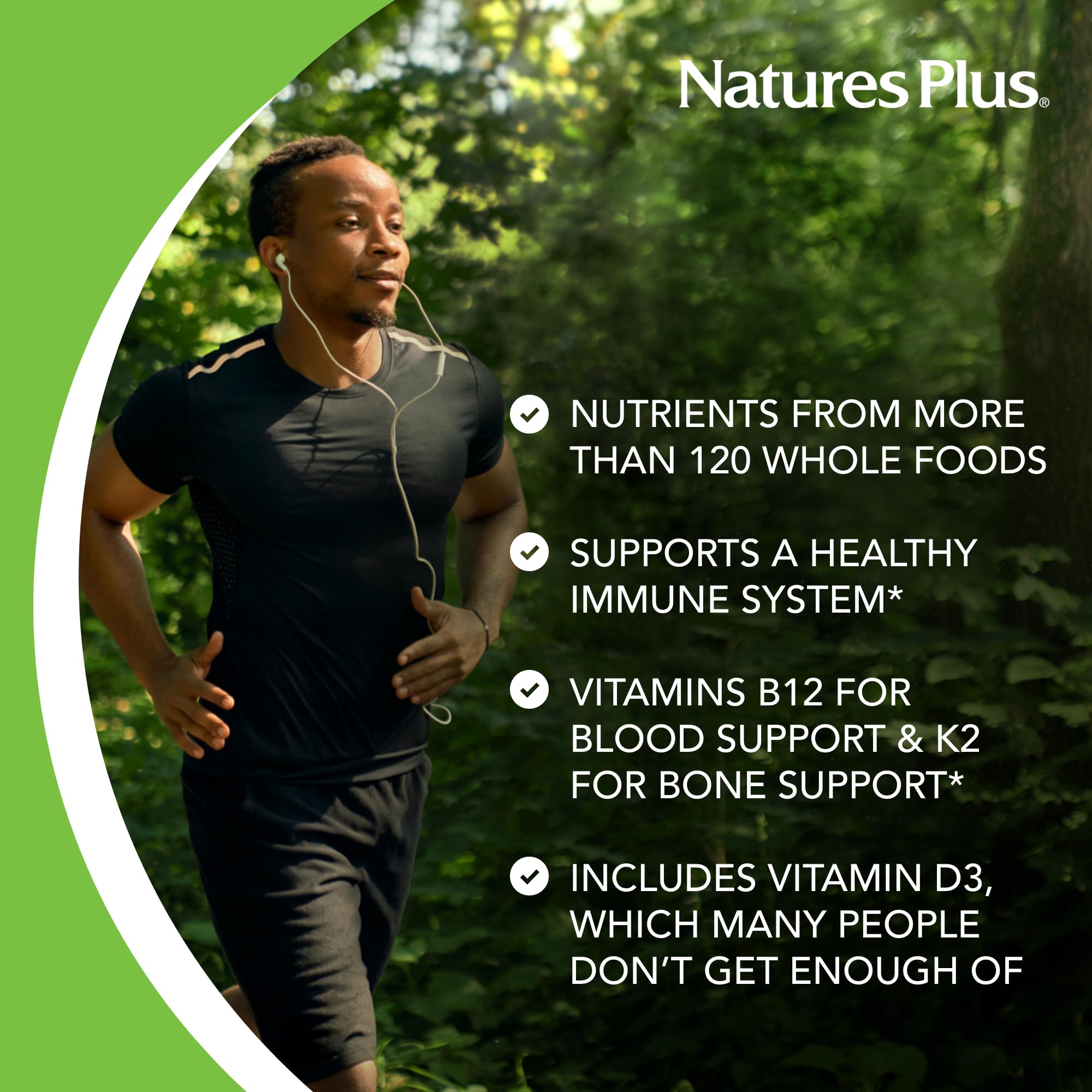 NaturesPlus tabletas en mano para comparar tamaño y conveniencia
