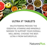 NaturesPlus tableta en mano para comparar tamaño y facilidad de ingesta