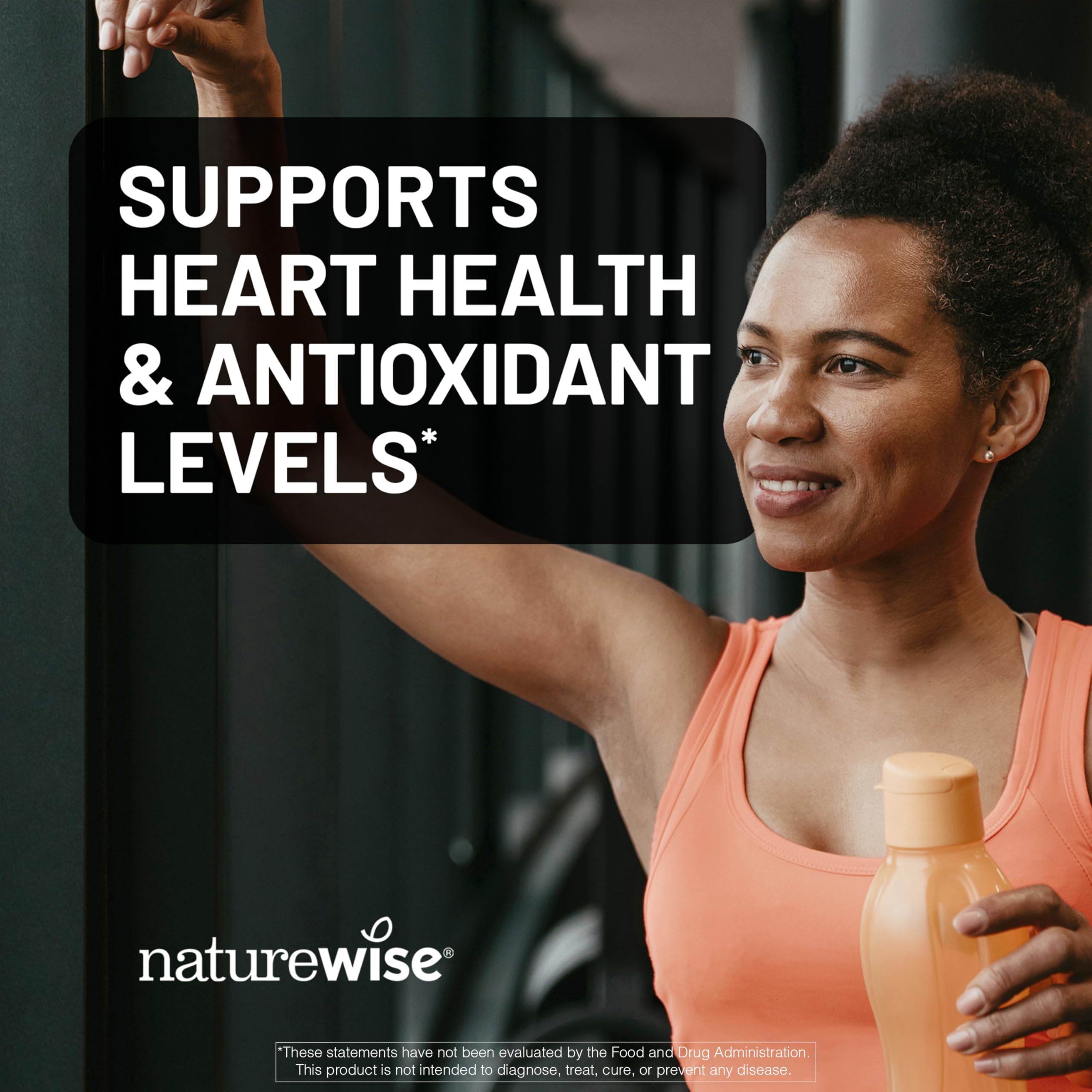 NatureWise cápsulas de cerca texturizadas que muestran pureza del producto
