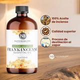NaturoBliss en entorno lifestyle persona relajada usando aromaterapia