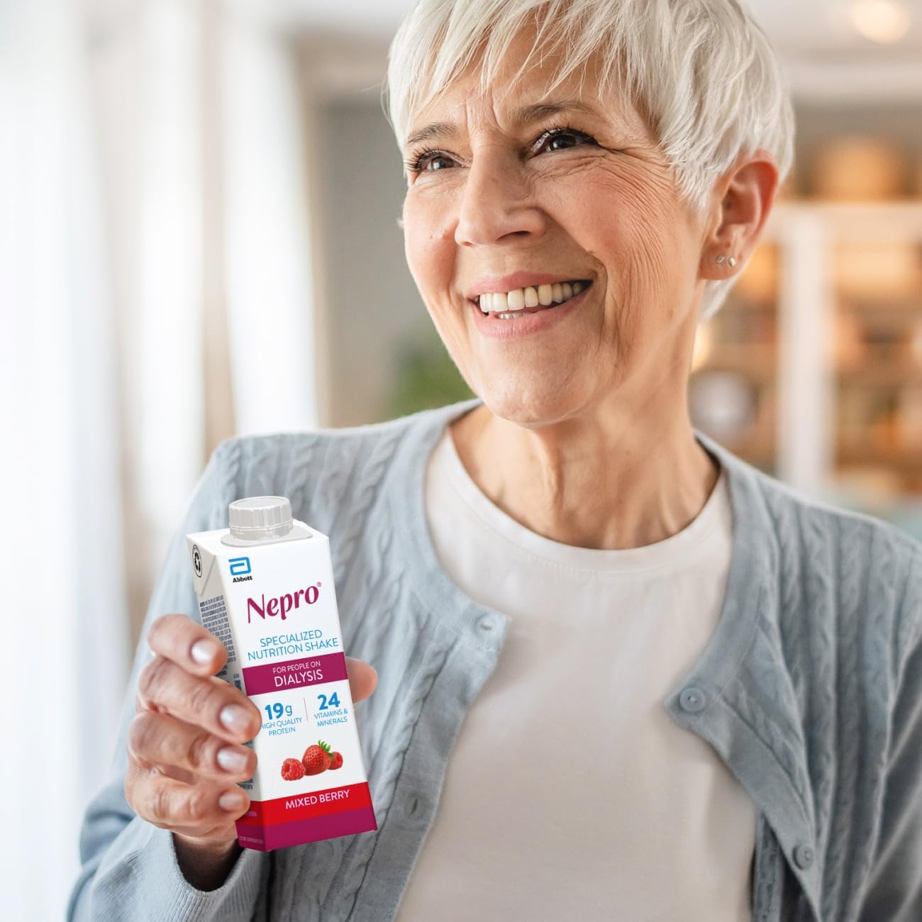Nepro en mesa de desayuno, Mixed Berry como complemento diario