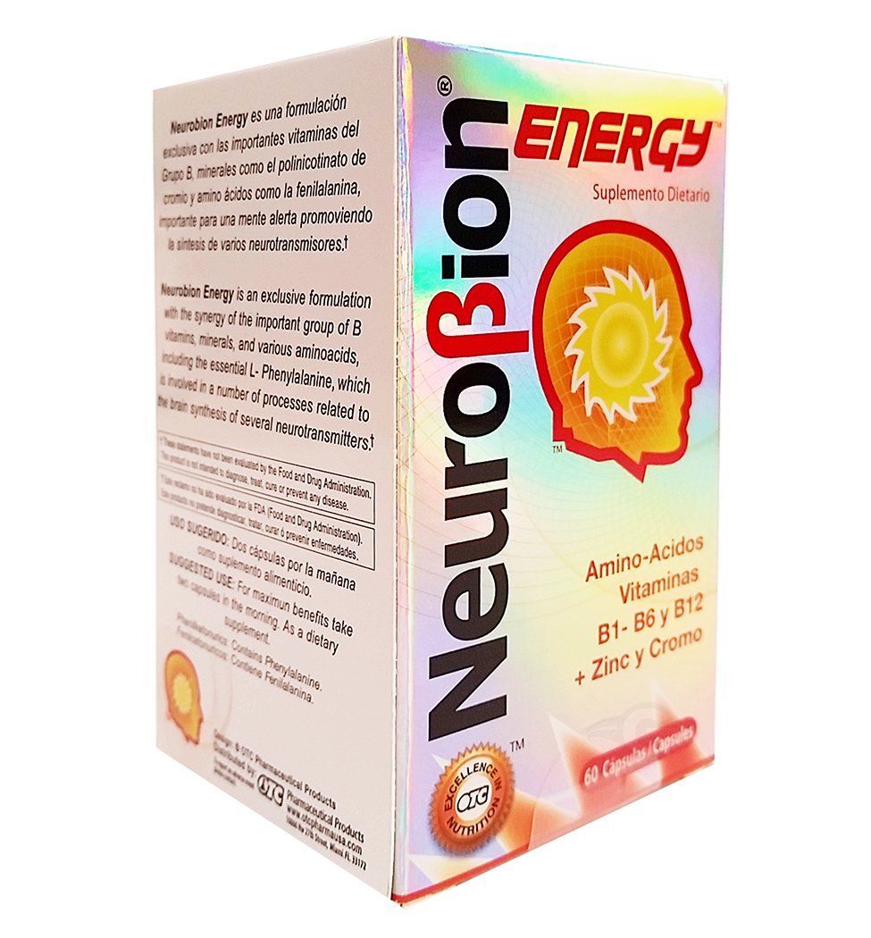 Neurobion persona activa tomando el suplemento tras entrenamiento para apoyar recuperación