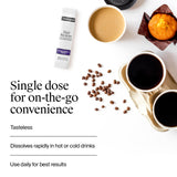 Neutrogena ingredientes y vitamina C en mesa, enfoque en soporte de colágeno