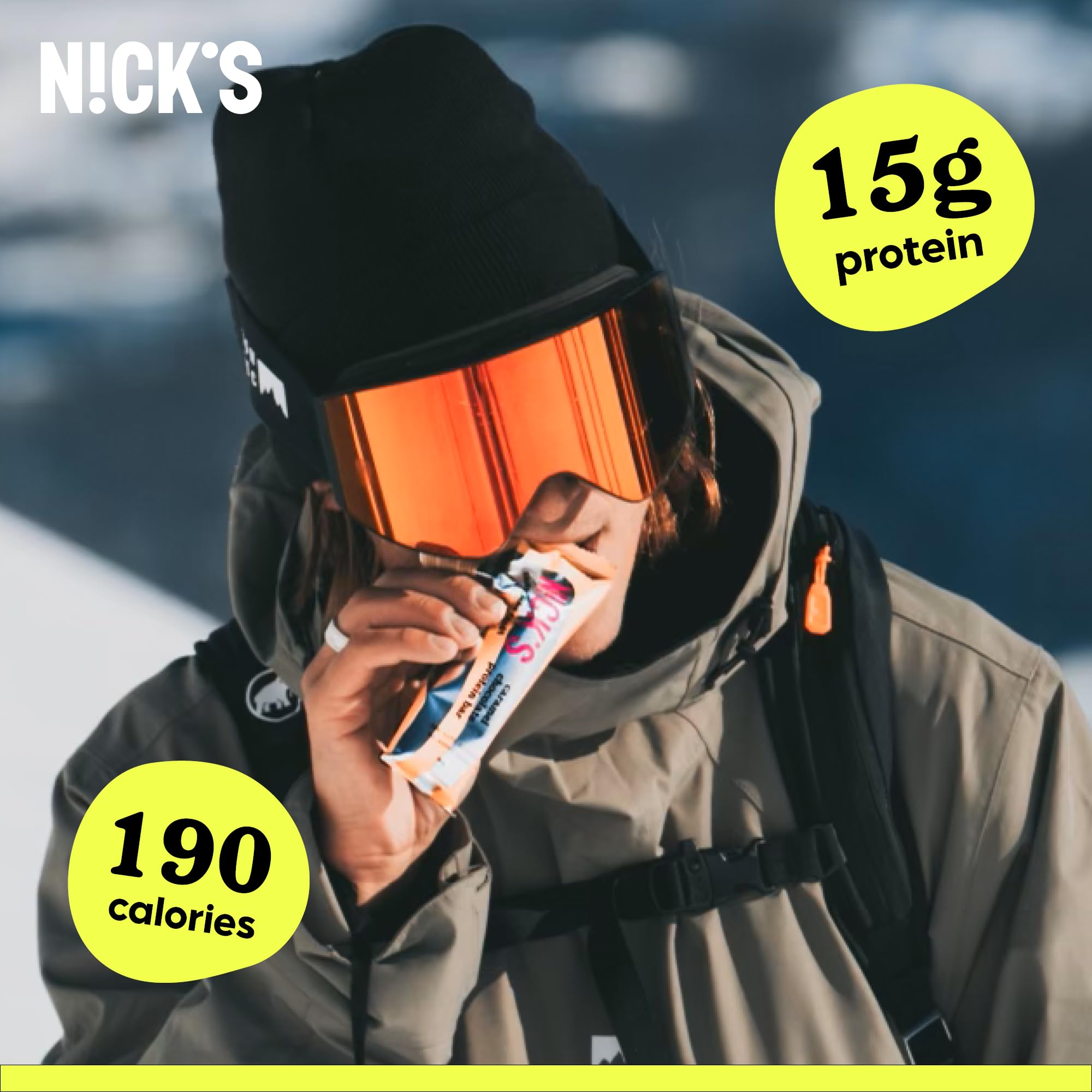 N!CK'S corte del núcleo proteico que revela textura fudgy y alto aporte proteico