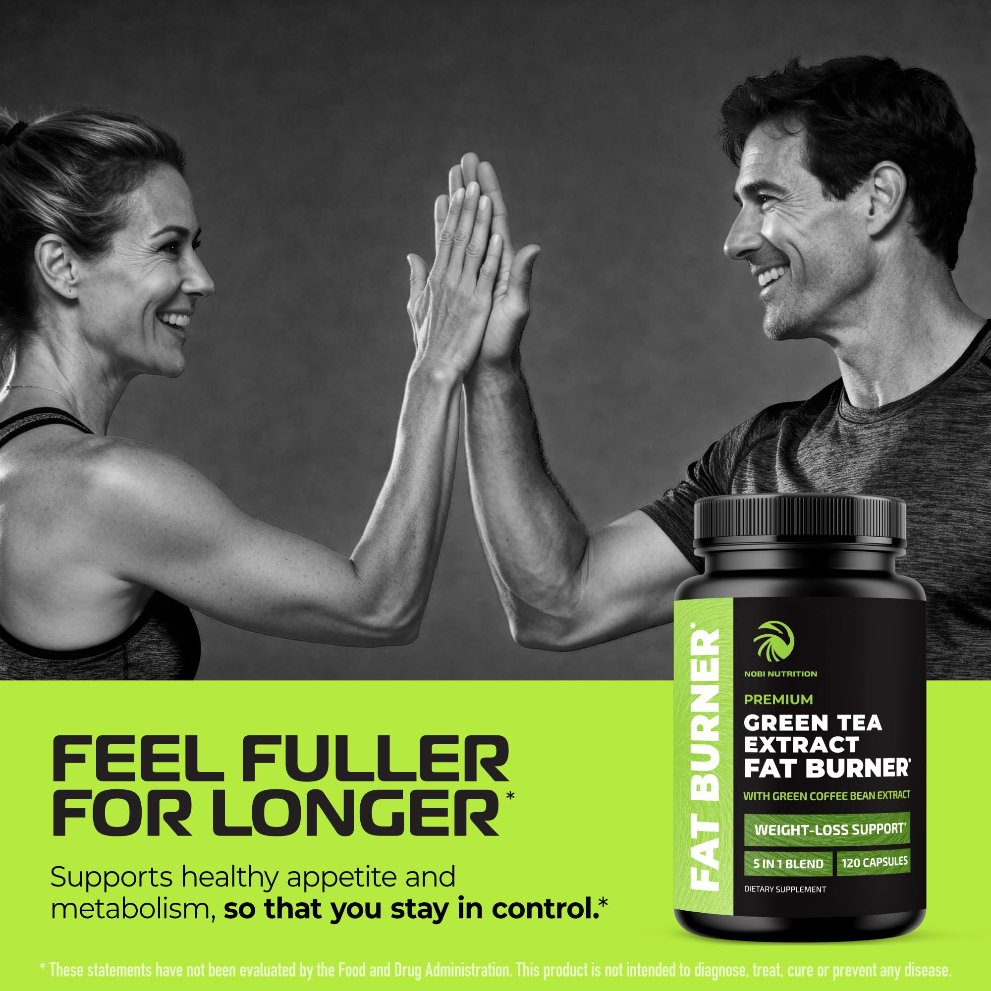 Nobi Nutrition cápsula en mano para comparar tamaño y comodidad de consumo