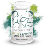 Nootropics Depot primer plano de cápsula vegetal resaltando pureza y textura