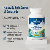 Nordic Naturals primer plano de una cápsula que muestra claridad y tamaño uniforme