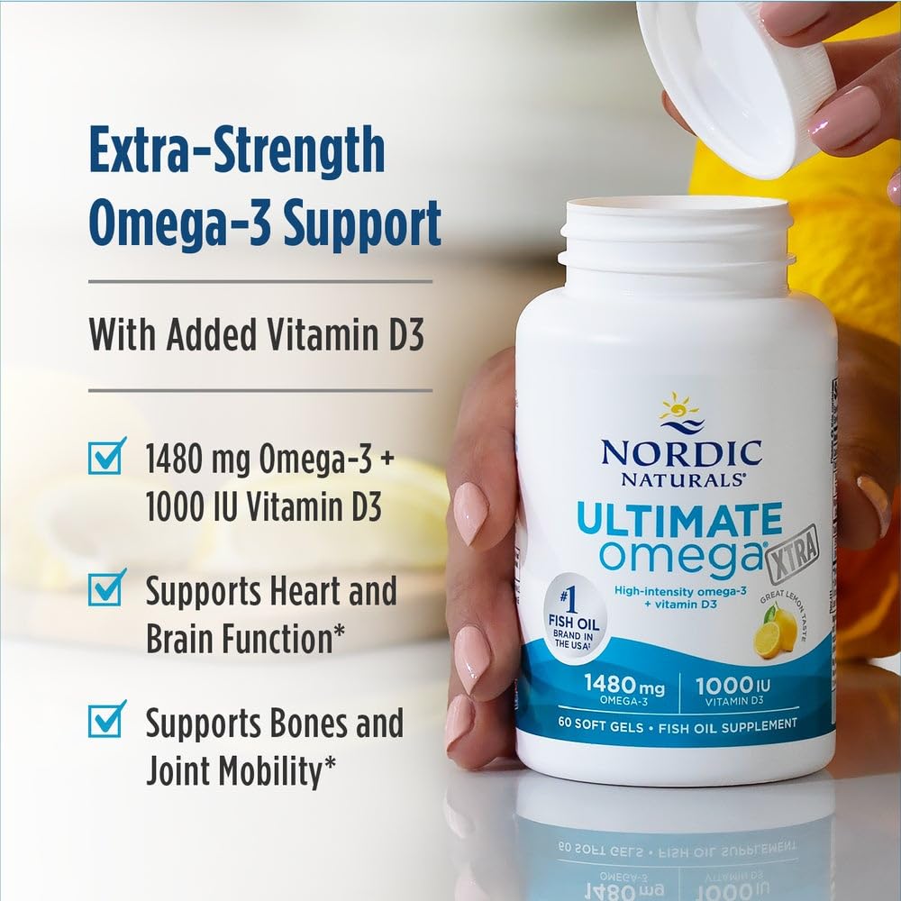 Nordic Naturals cápsulas en mano para comparar tamaño y facilitar la ingesta
