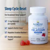 Nordic Naturals gomita en mano lista para consumir, fácil integración nocturna