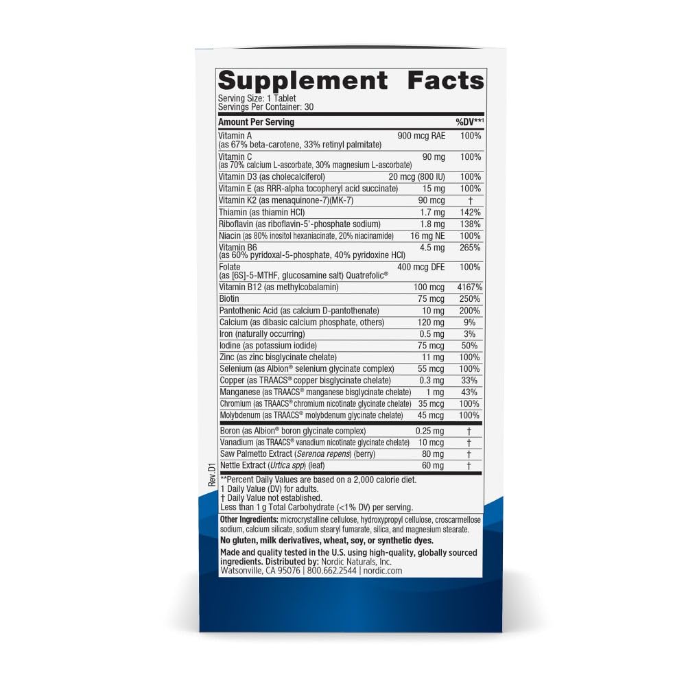 Nordic Naturals tableta en mano para ver tamaño y facilidad de ingesta