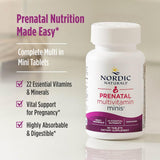 Nordic Naturals tabletas en mano para comparar escala y facilidad de tragar