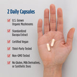 Nordic Naturals persona tomando cápsula, fácil integración diaria