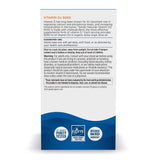 Nordic Naturals cápsula junto a una moneda para comparar tamaño y facilidad