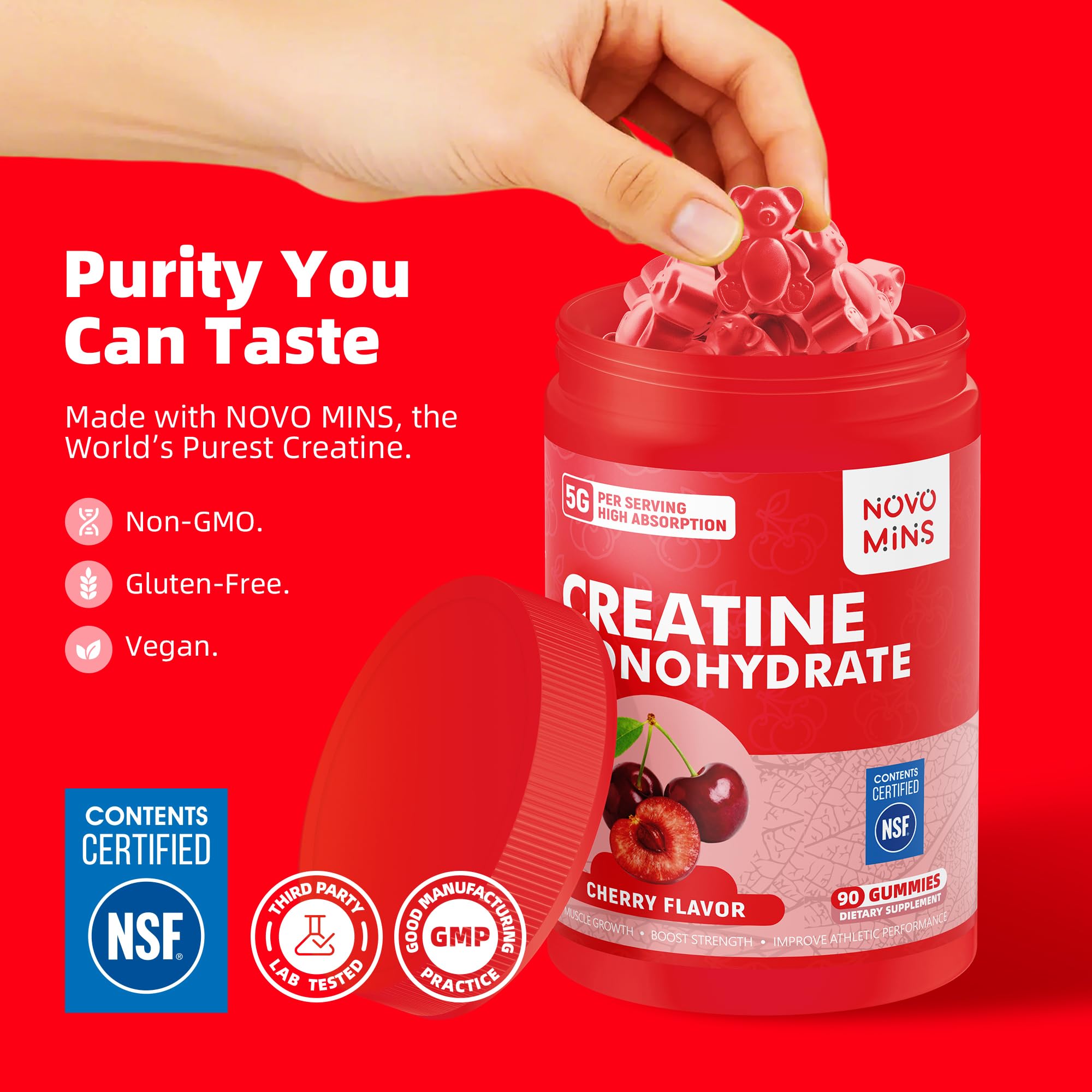 Novomins Nutrition gominola en mano mostrando tamaño práctico para llevar