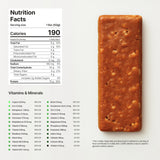 NOVOS consumo en ruta: persona comiendo la barrita como snack saludable