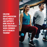 Escena lifestyle de deportista con NOW Creatine, conveniencia y rendimiento