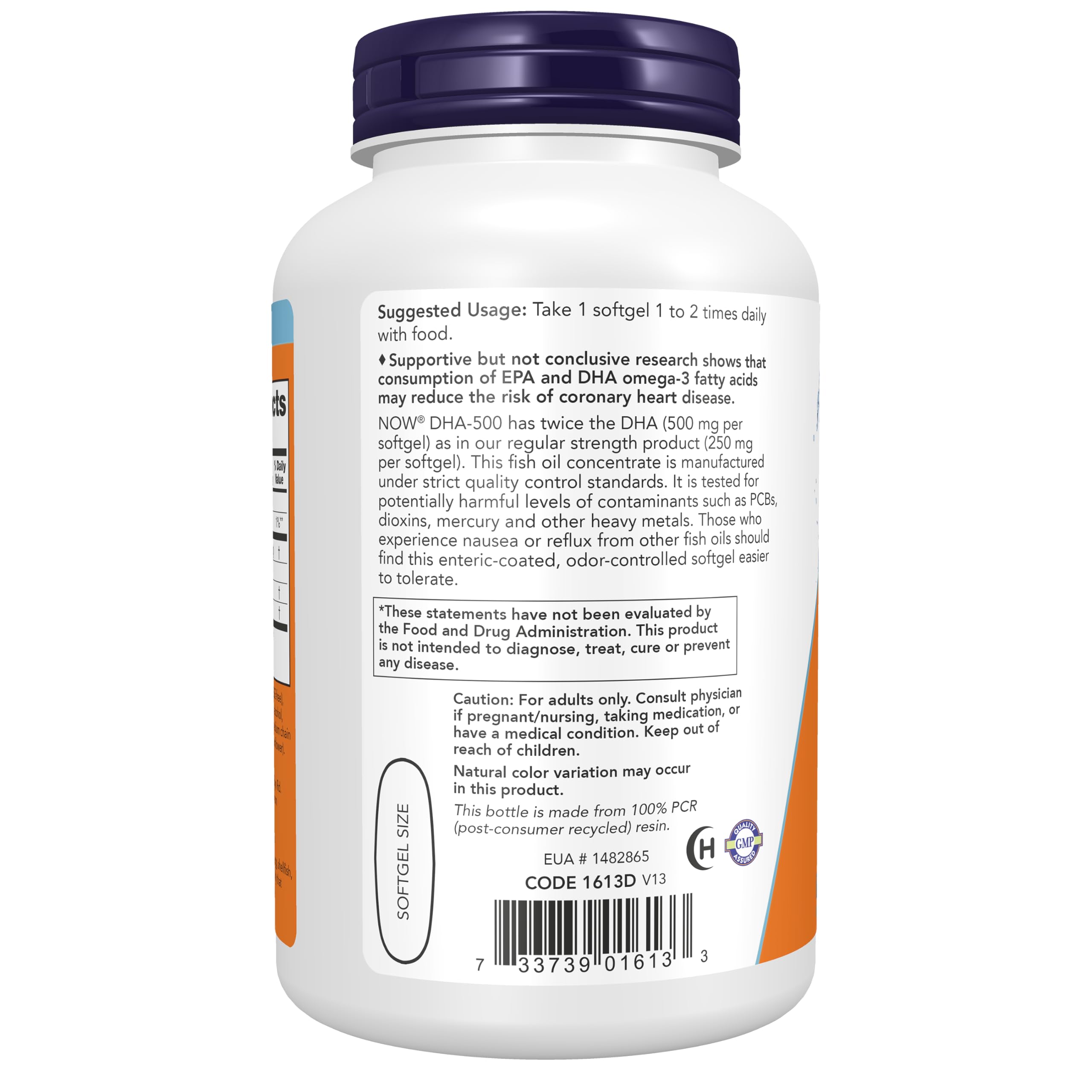 NOW Foods softgel en mano para comparar tamaño y conveniencia diaria