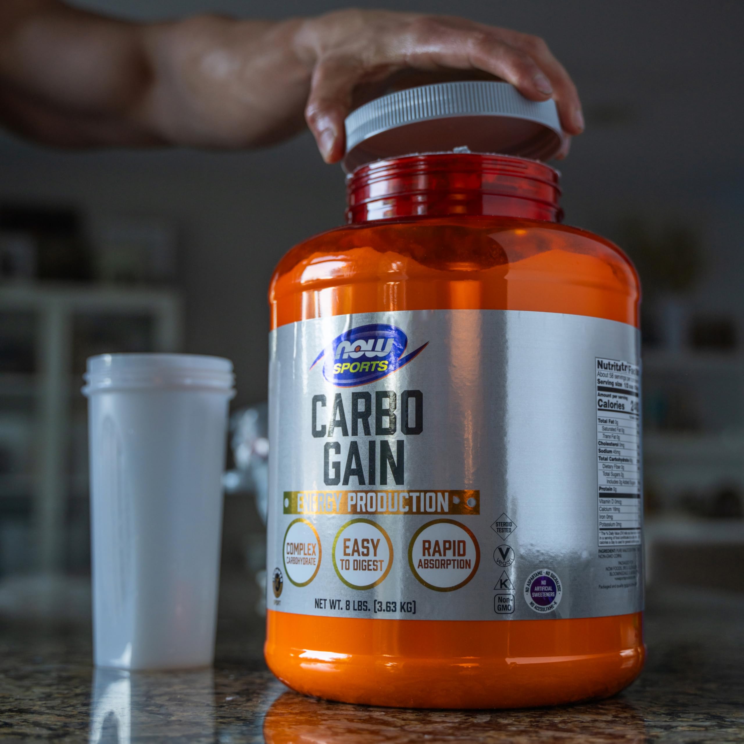 NOW Foods mezcla en botella deportiva lista para consumir durante entrenamiento