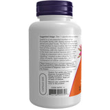 Cápsulas de Inositol NOW Foods en mano para apreciar tamaño y dosificación