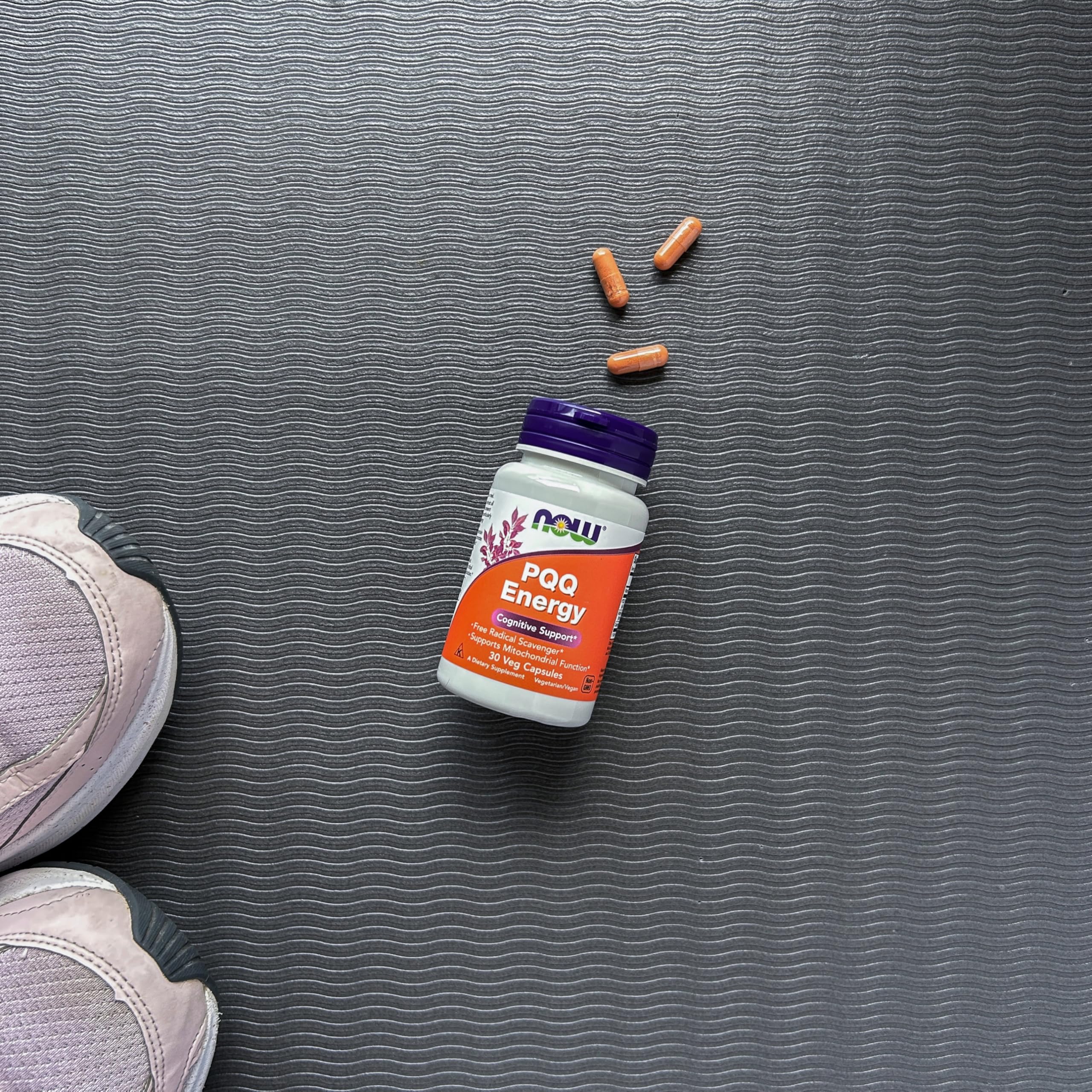 NOW Foods etiqueta con ingredientes y certificación GMP visible