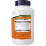 Cápsulas vegetales NOW Foods en primer plano que enfatizan textura y calidad