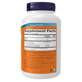 Primer plano de una cápsula blanda NOW Foods Ultra Omega-3, textura brillante y fácil ingestión