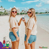 NuBest cápsula en mano mostrando tamaño adecuado para adolescentes